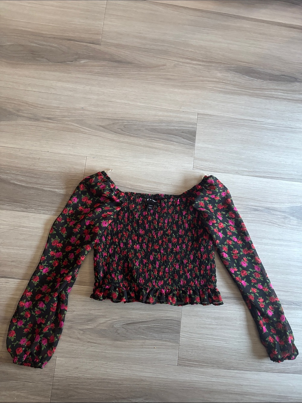 art class Black Long-Sleeve Smocked Top with Red Floral Print